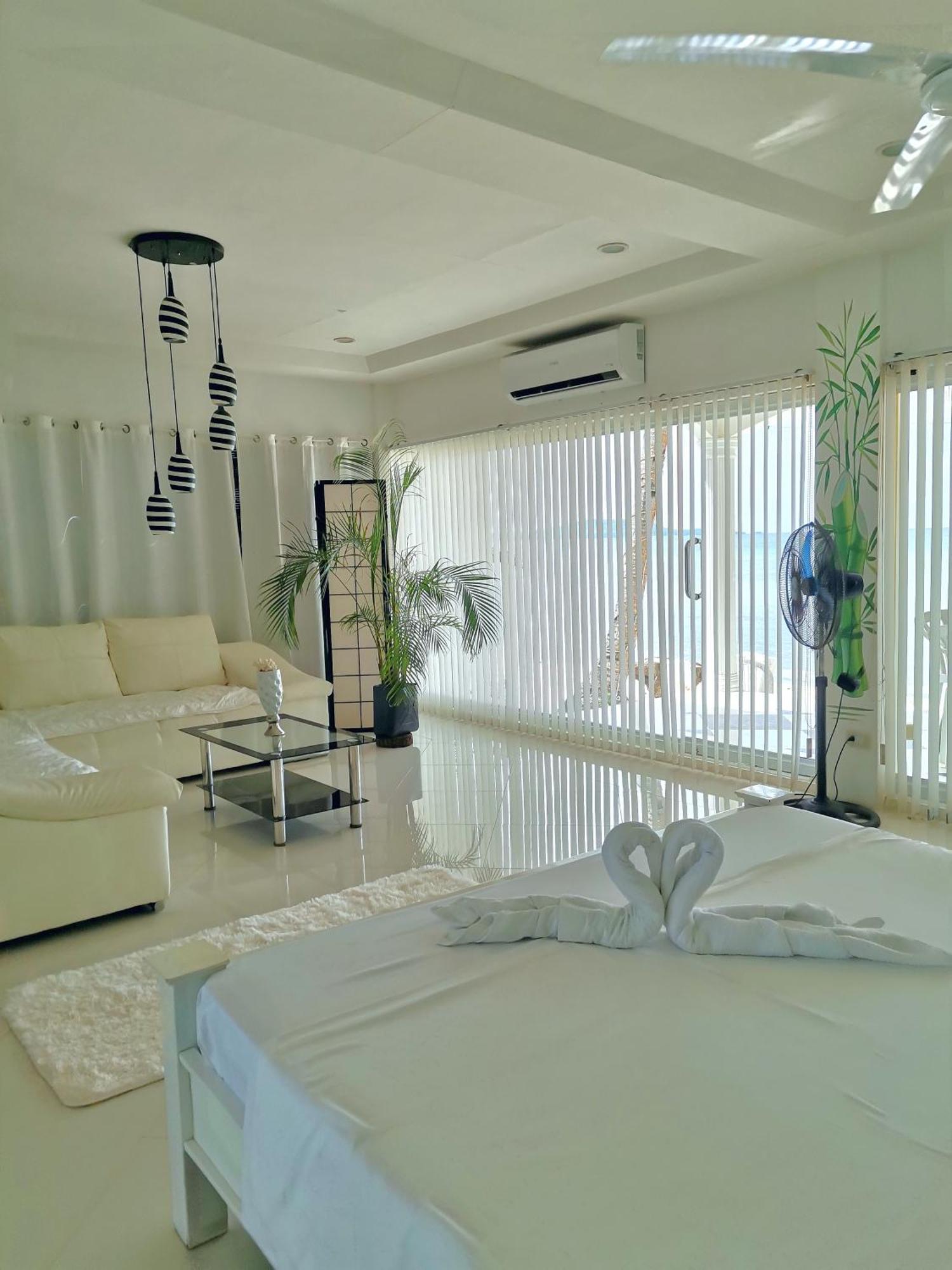 Beach Front White House Villa Maria  Zewnętrze zdjęcie