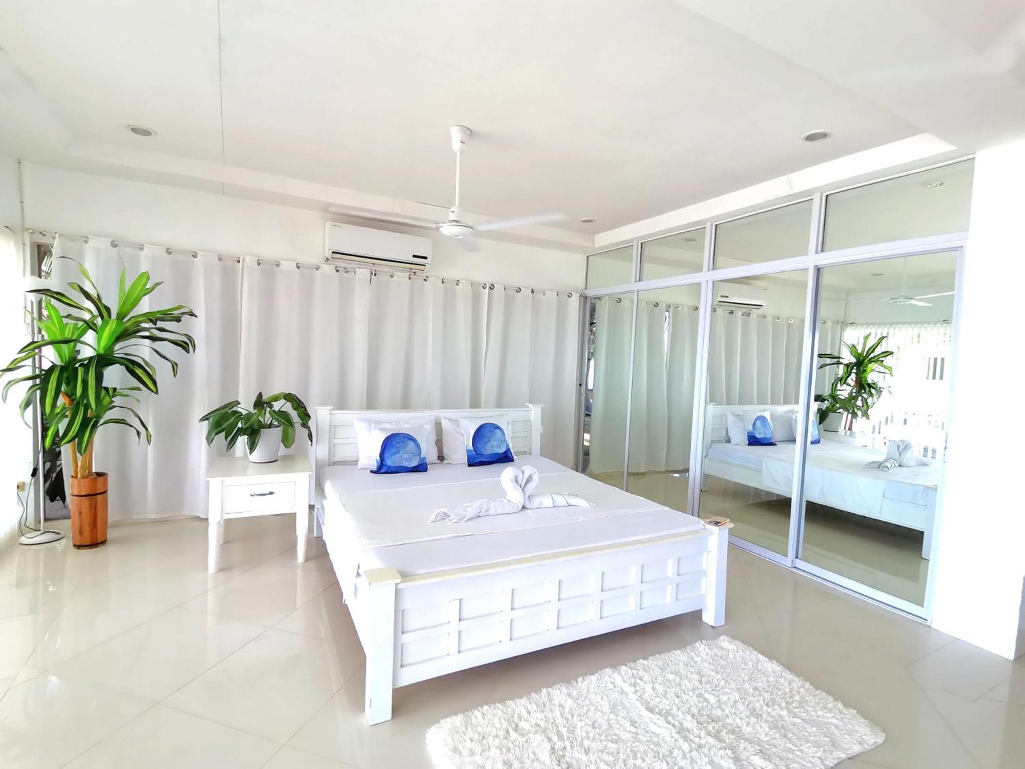 Beach Front White House Villa Maria  Zewnętrze zdjęcie